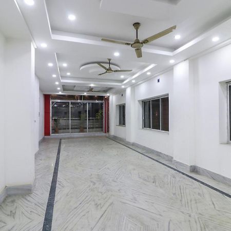 Spot On 49584 Asmi Hotel Hugli-Chinsurah Exterior foto